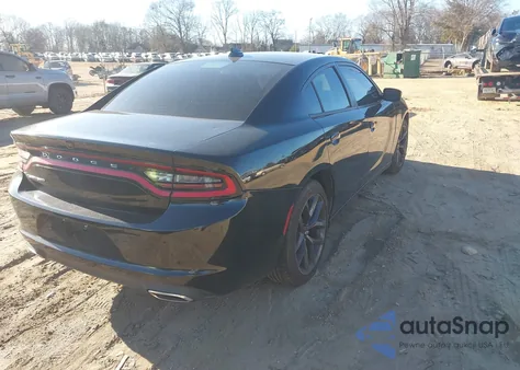 2018 Dodge Charger Sxt Plus Rwd z USA, uszkodzony, nr VIN 2C3CDXHG8JH133943